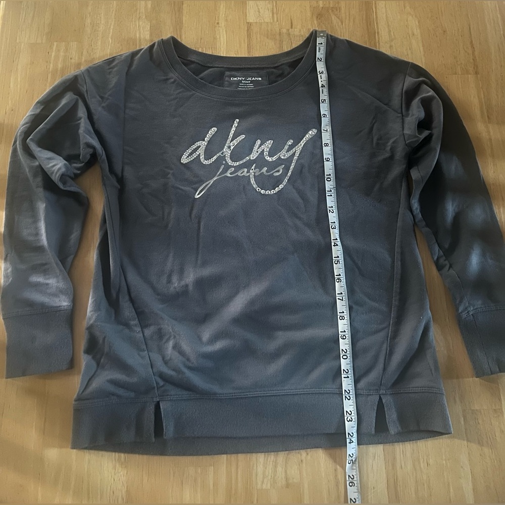 DKNY Jeans Studded Logo Sweatshirt in Gray